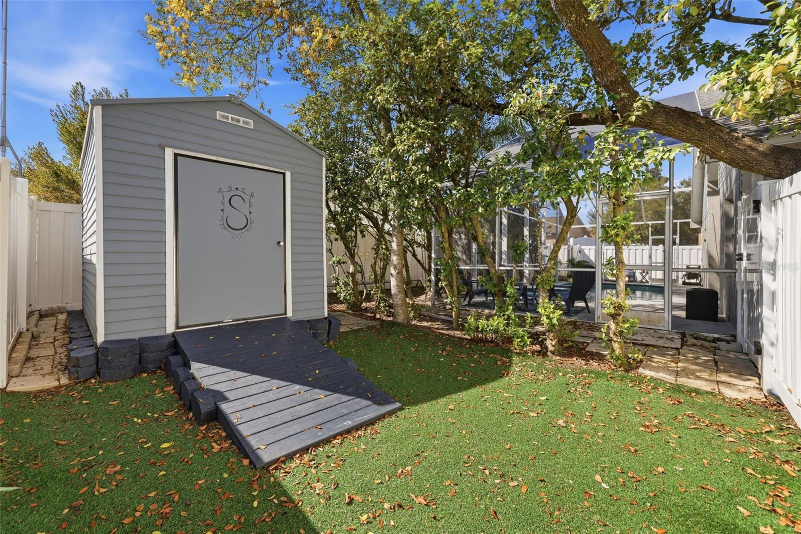 HUNTERS LAKE PH 01 - Residential