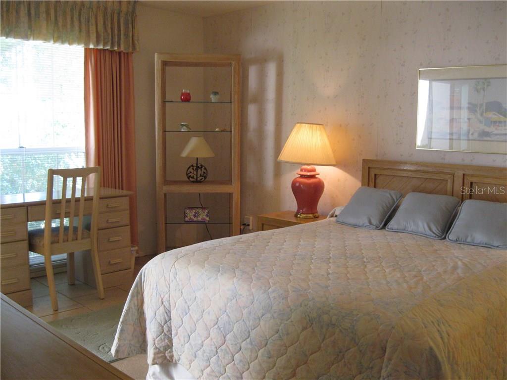 WOODLAND GROVE - Residential Lease