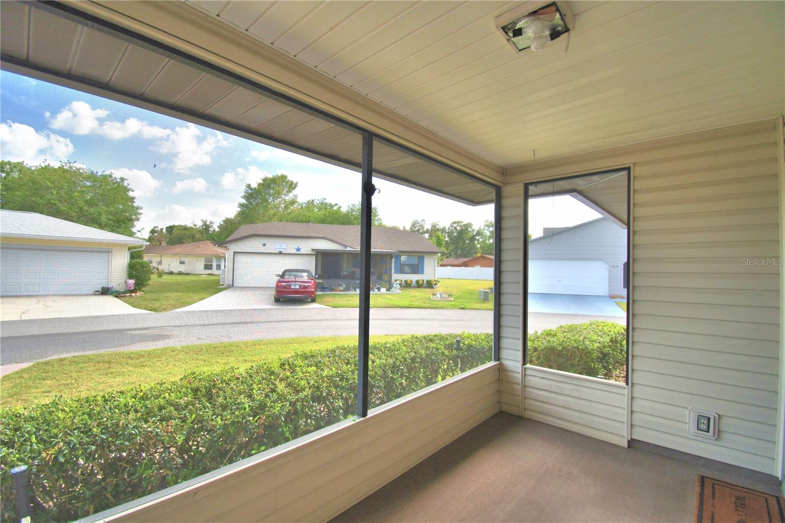 COLONNADES PH 02 - Residential