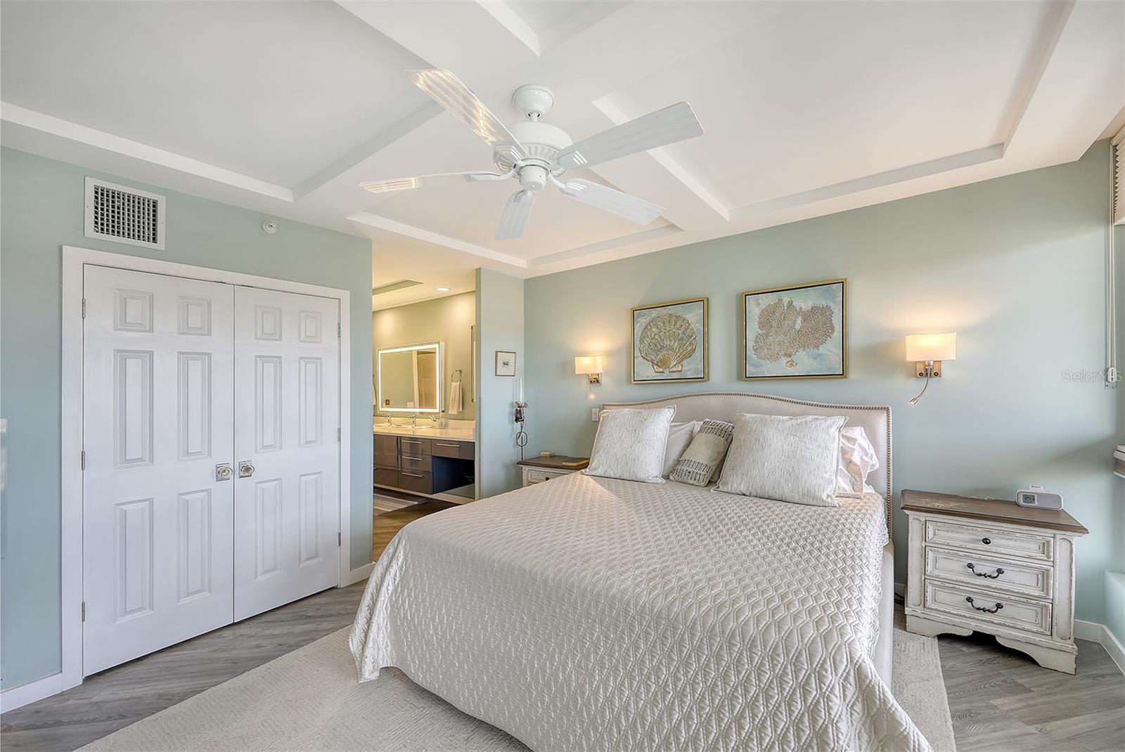 BEACHPLACE II - Residential