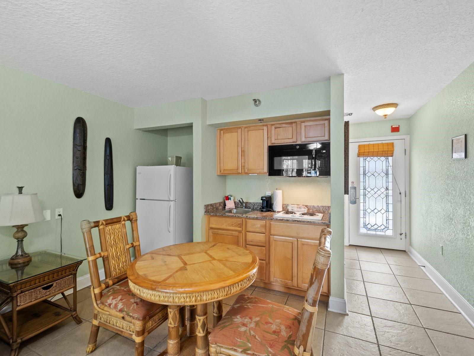 ROYAL YACHT CLUB NORTH CONDO - Residential