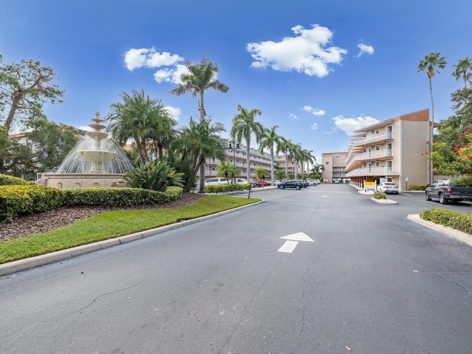 ROYAL YACHT CLUB NORTH CONDO - Residential