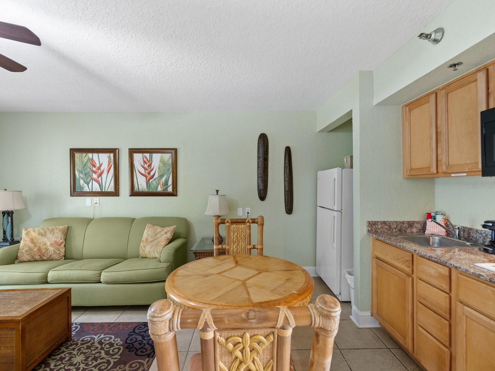 ROYAL YACHT CLUB NORTH CONDO - Residential