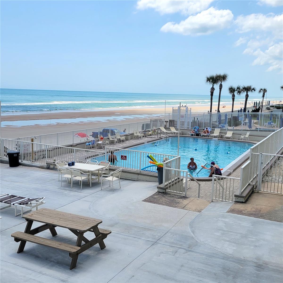 BEACH CLUB CONDO MOTEL - Residential