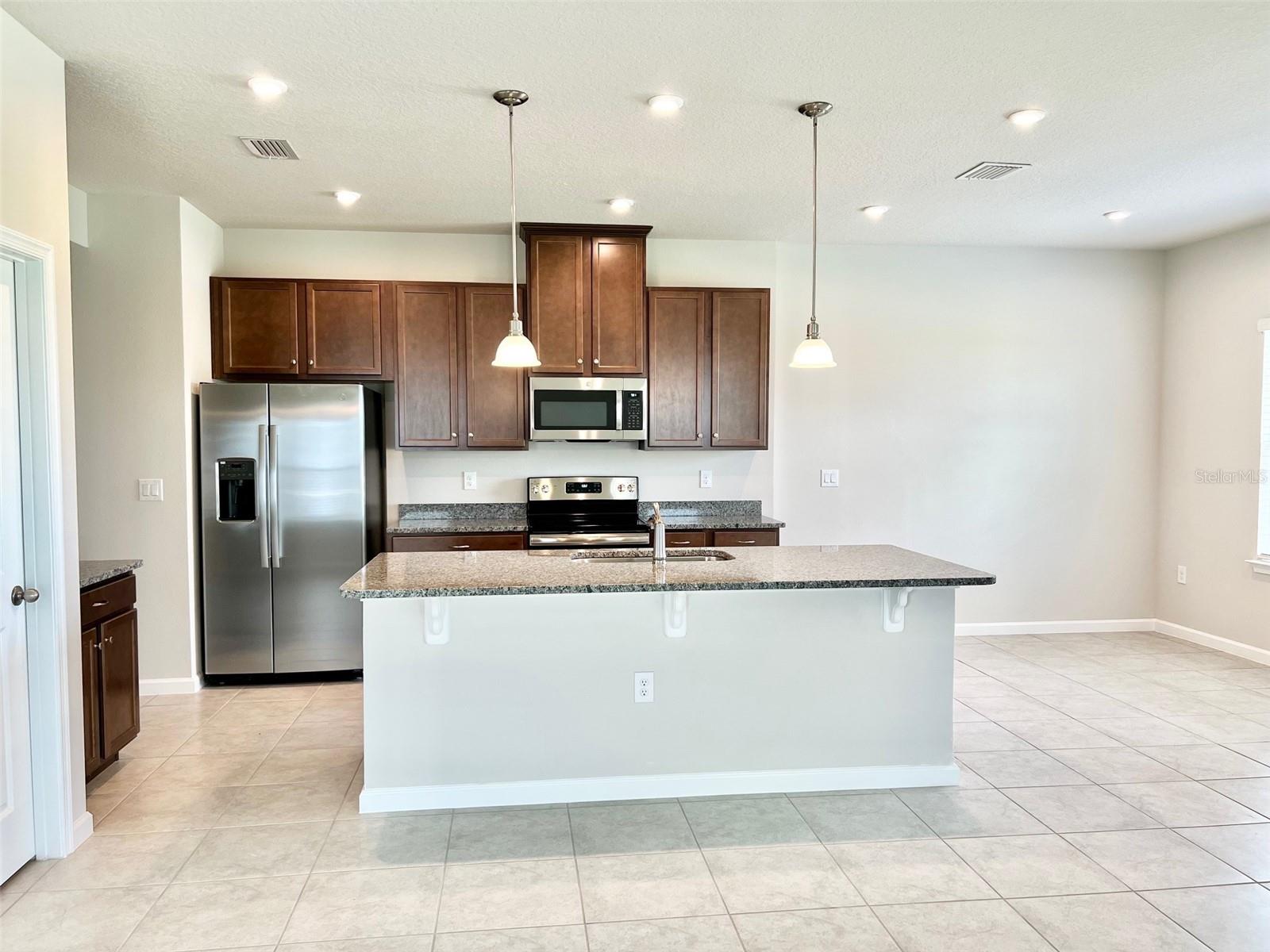 CREEKSIDE AT BOGGY CREEK PH 3 - Residential Lease