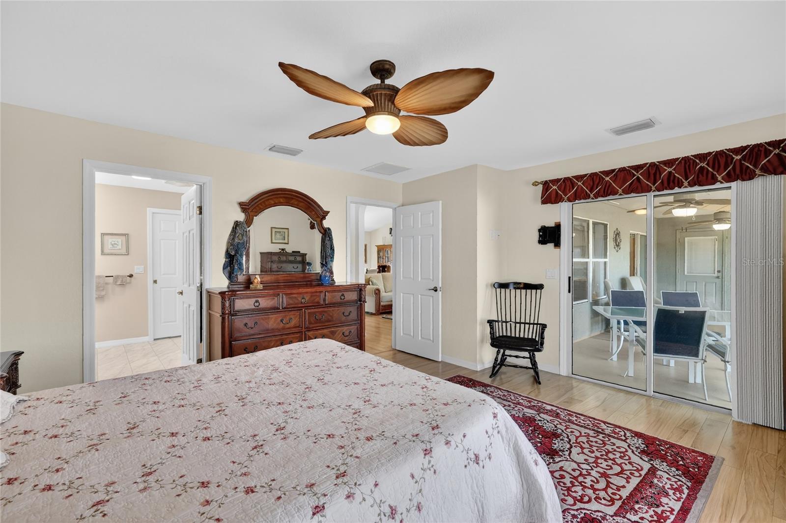 STONECREST - Residential