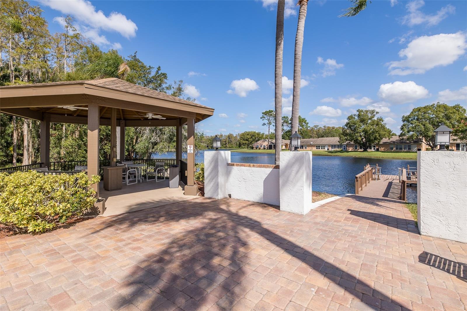 HERITAGE LAKE - Residential