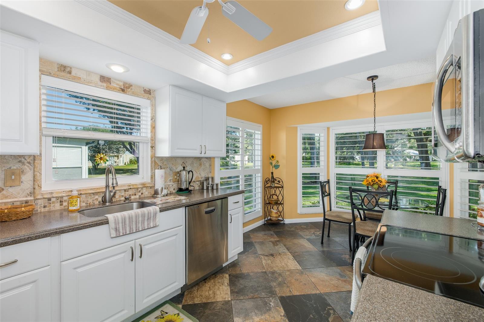 HERITAGE LAKE - Residential