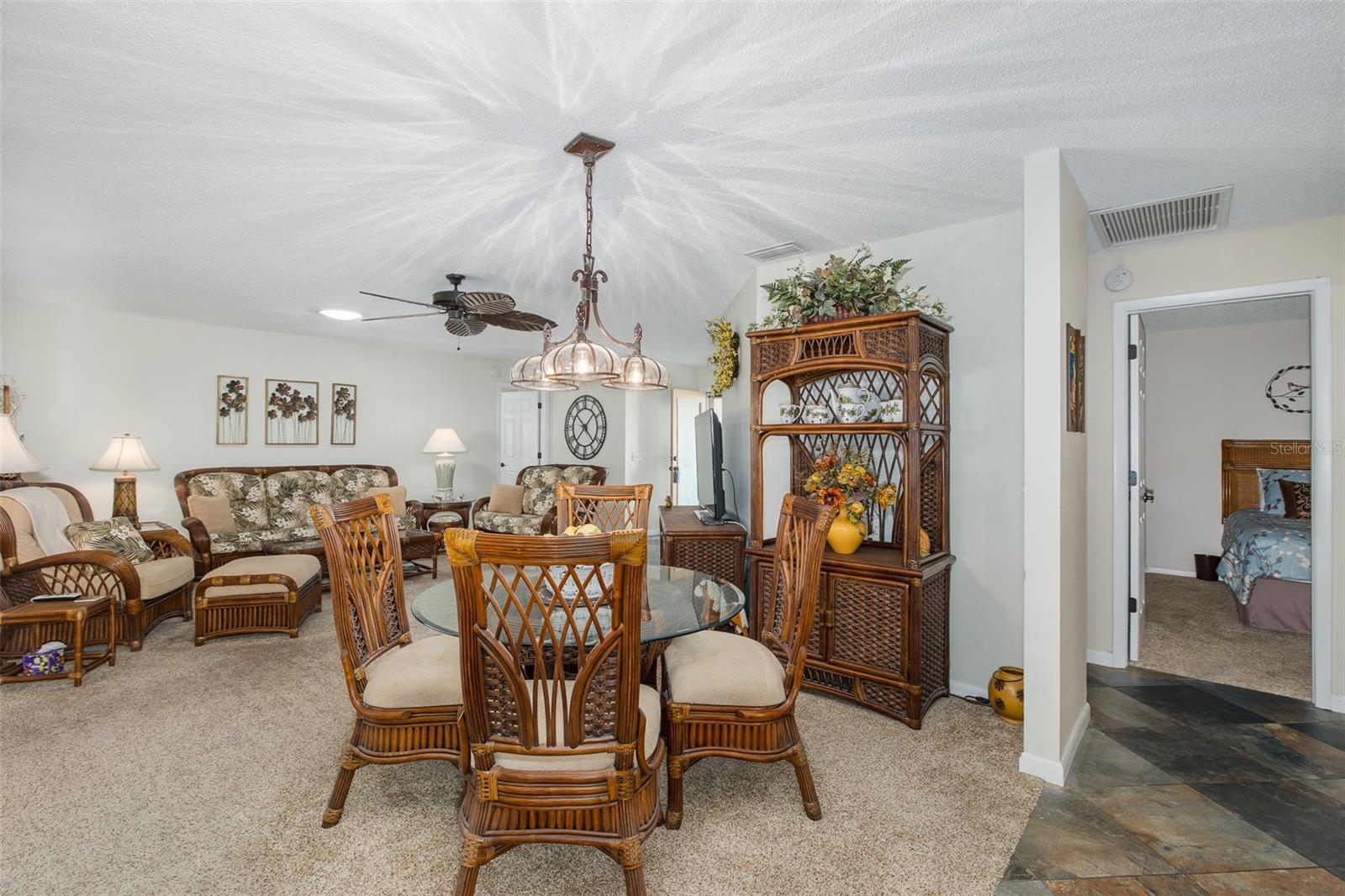 HERITAGE LAKE - Residential