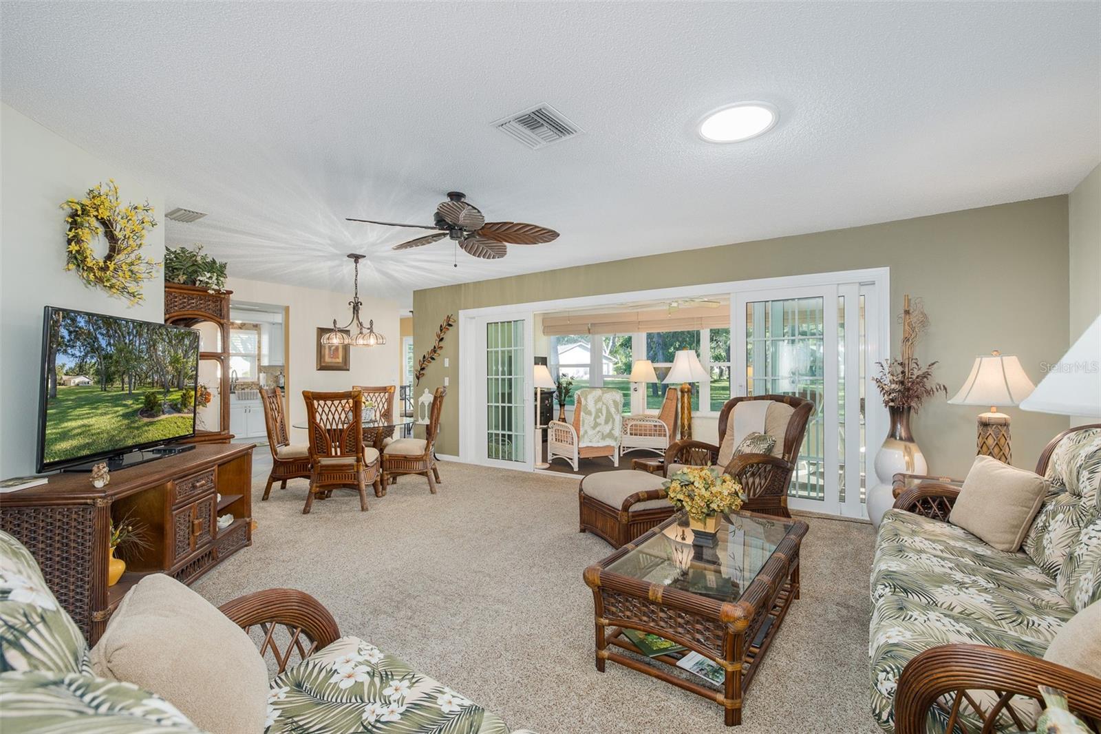 HERITAGE LAKE - Residential