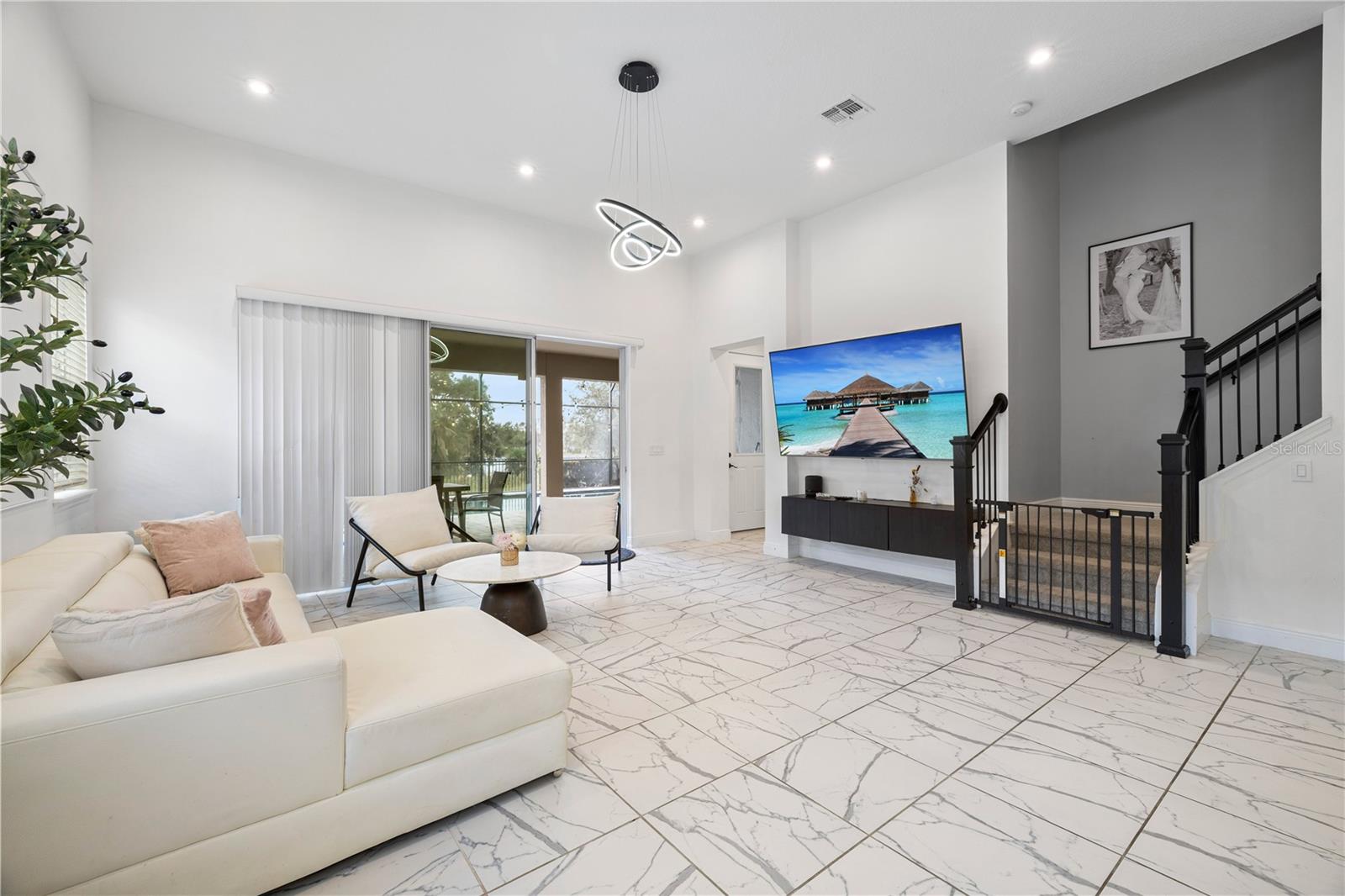 HAWKSMOOR PH 4 - Residential