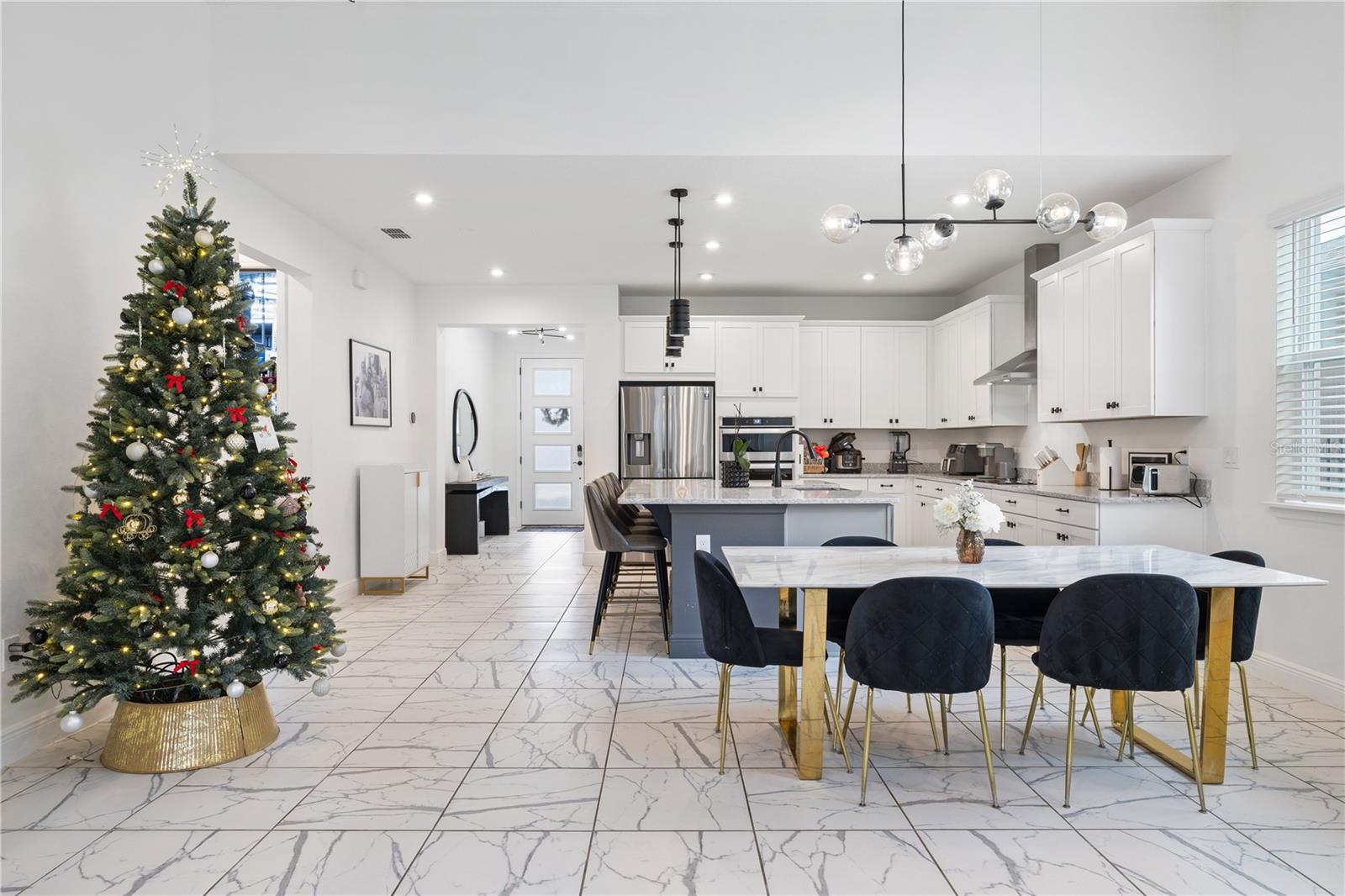 HAWKSMOOR PH 4 - Residential