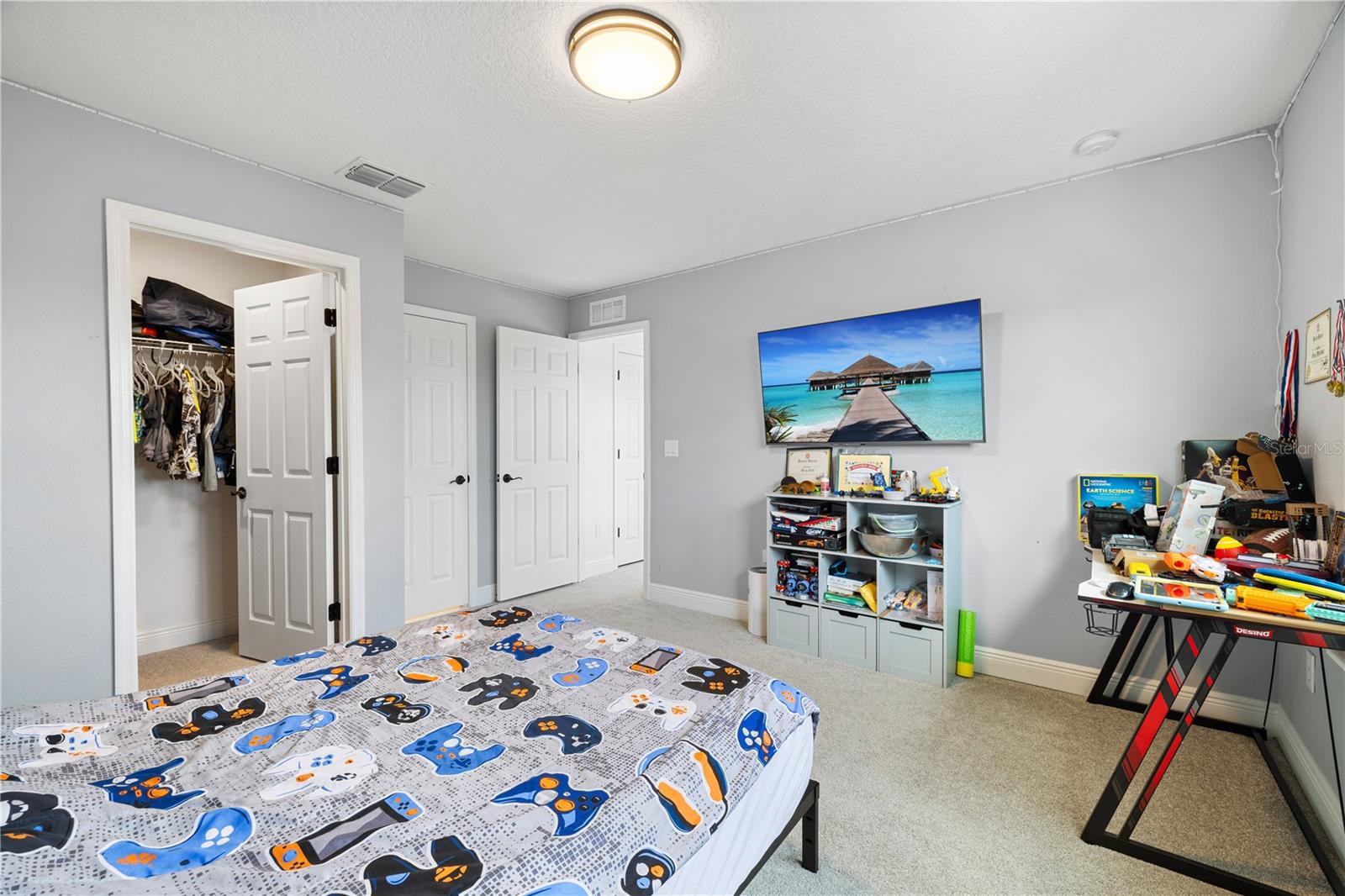 HAWKSMOOR PH 4 - Residential