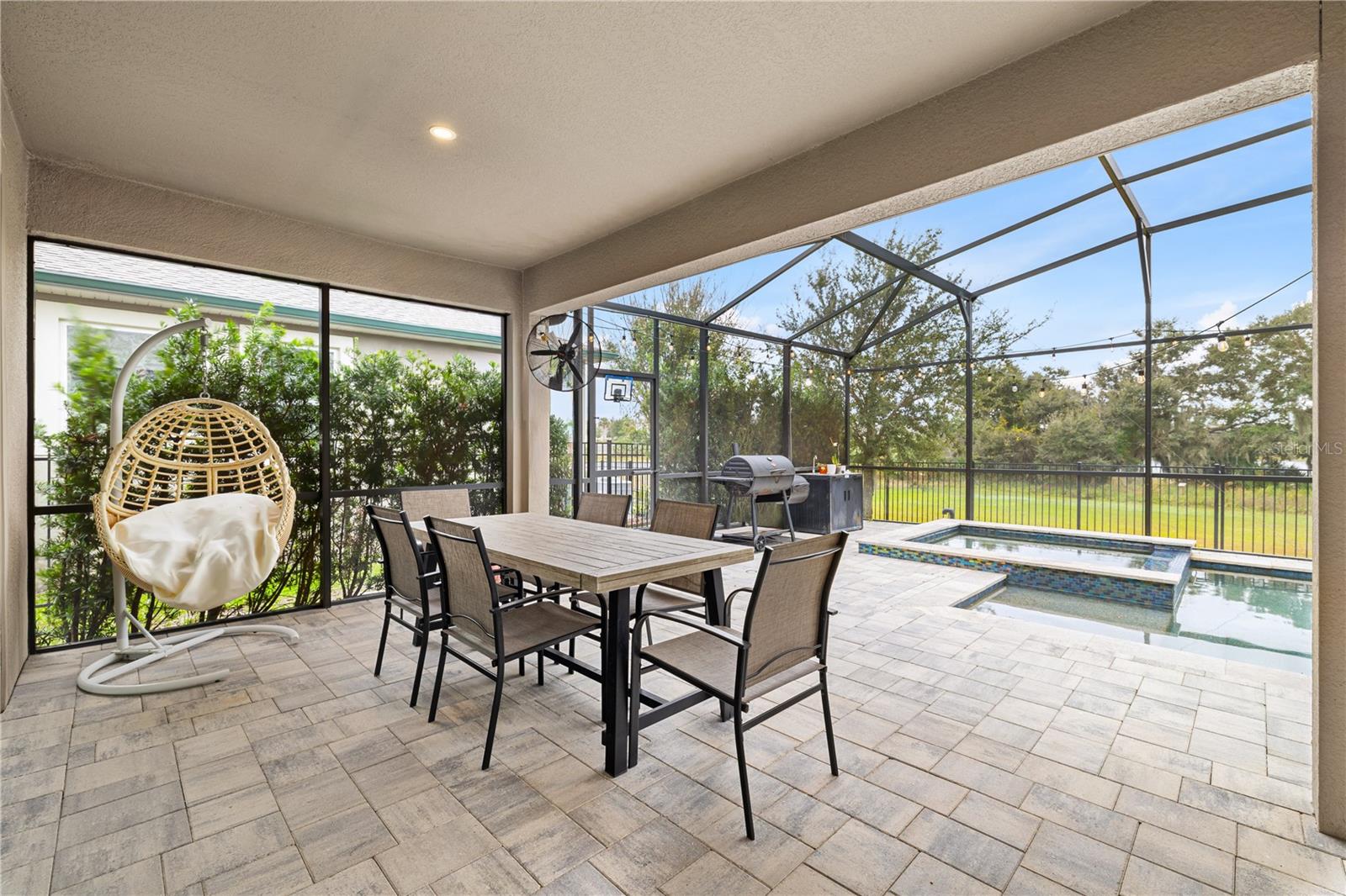 HAWKSMOOR PH 4 - Residential