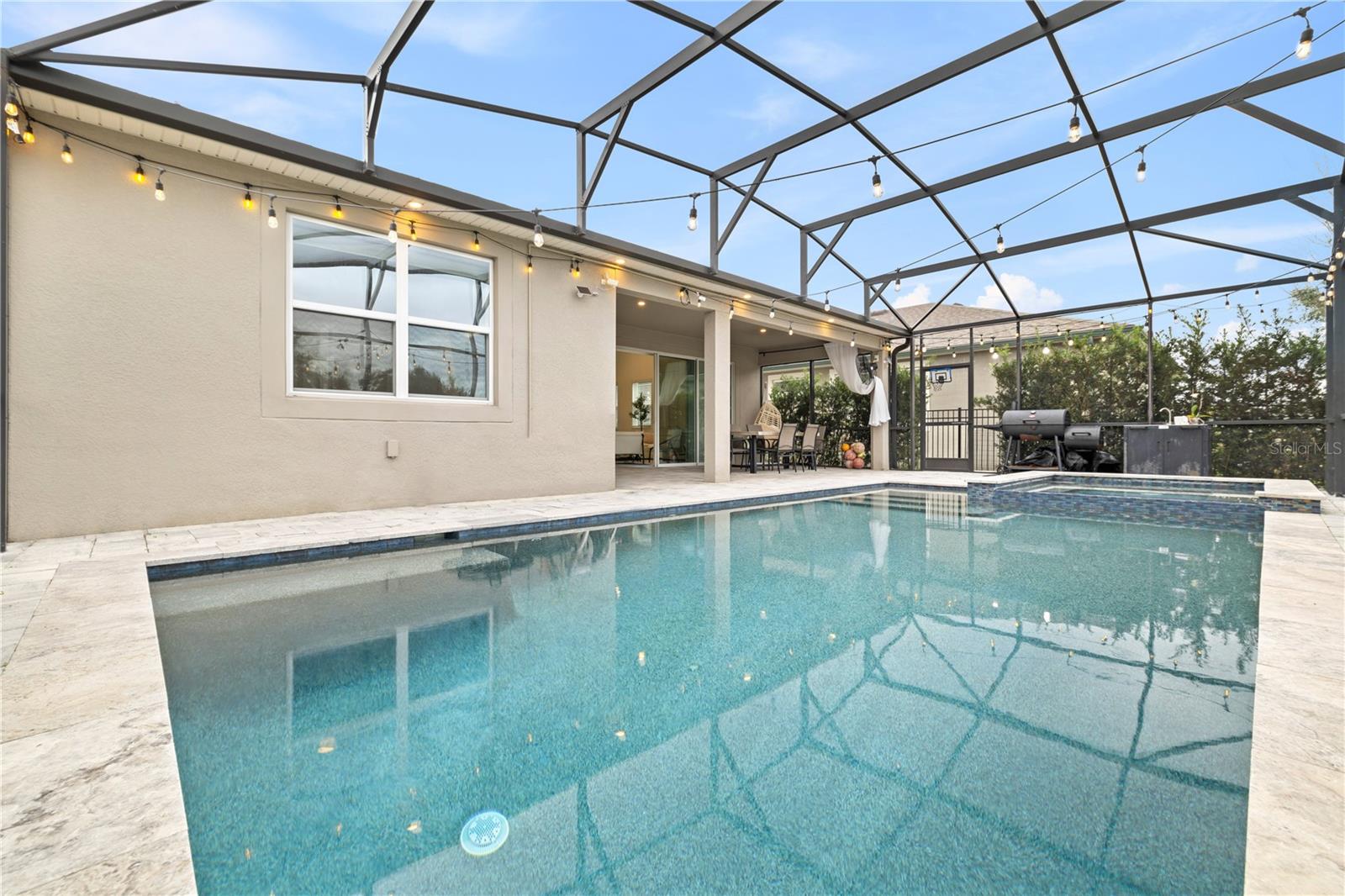 HAWKSMOOR PH 4 - Residential