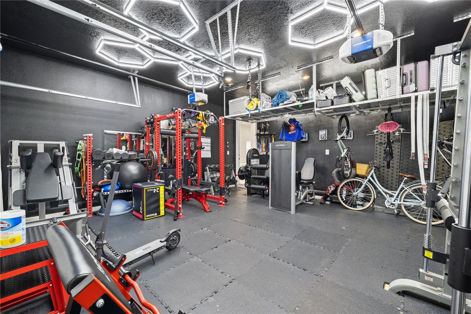 HAWKSMOOR PH 4 - Residential