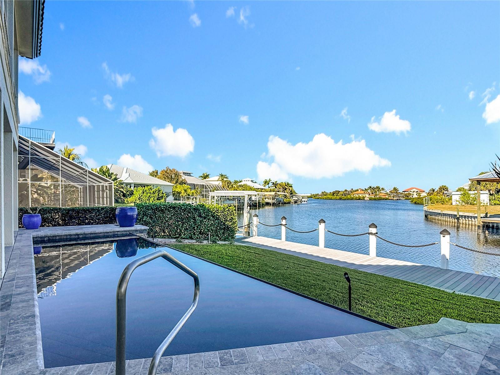 PIRATE HARBOUR - Residential