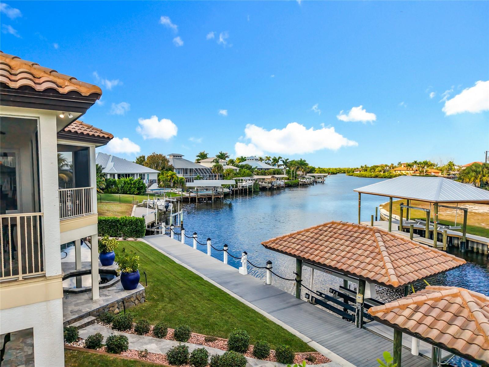 PIRATE HARBOUR - Residential