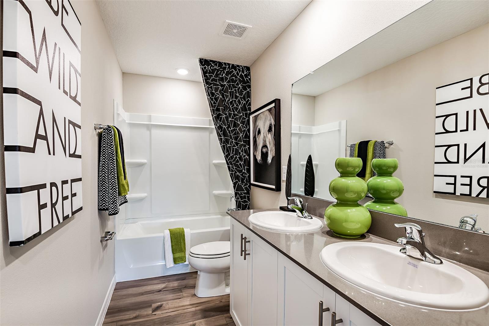 PASADENA RIDGE - Residential