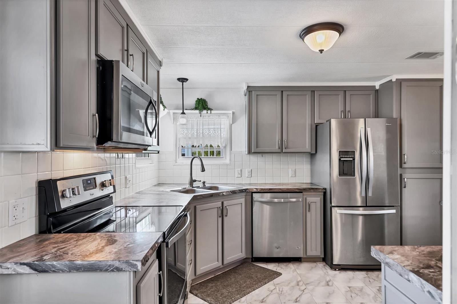 TIDEVUE ESTATES SECOND ADD - Residential