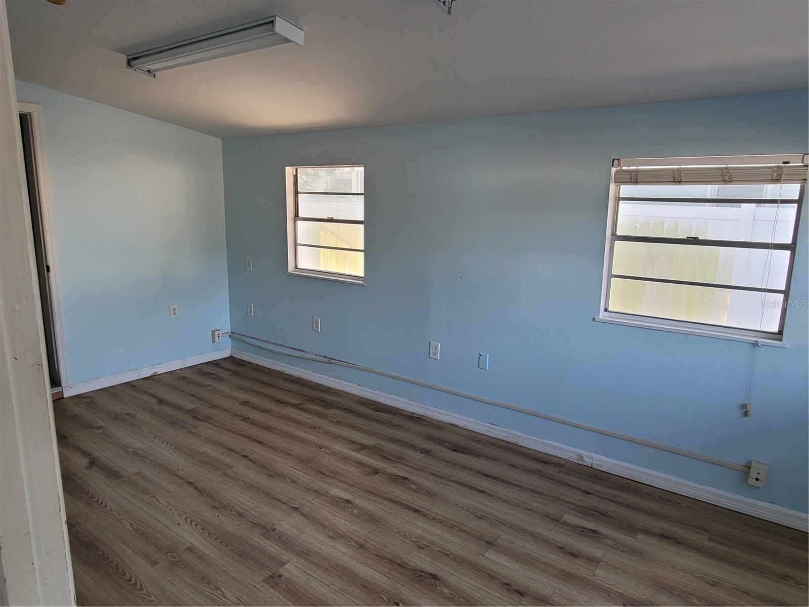 659 S INDIANA AVENUE