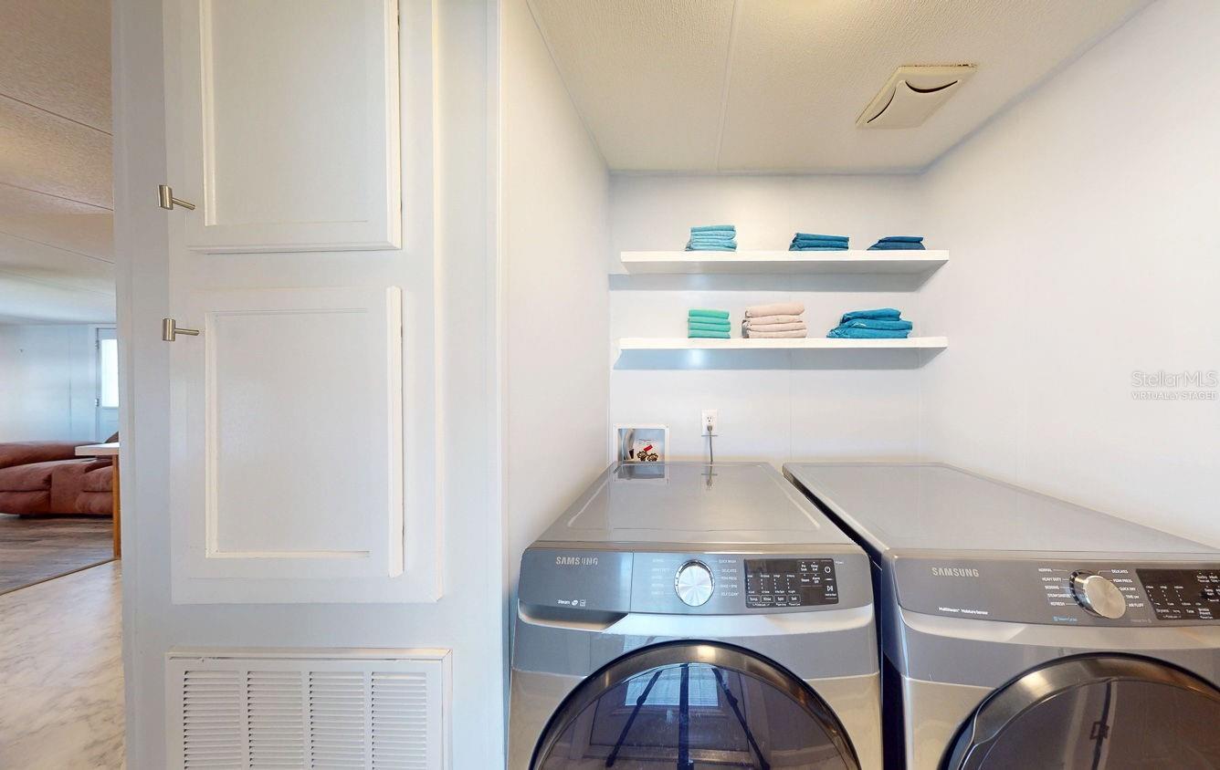 PINEWOOD CO-OP INC UNREC - Residential Lease