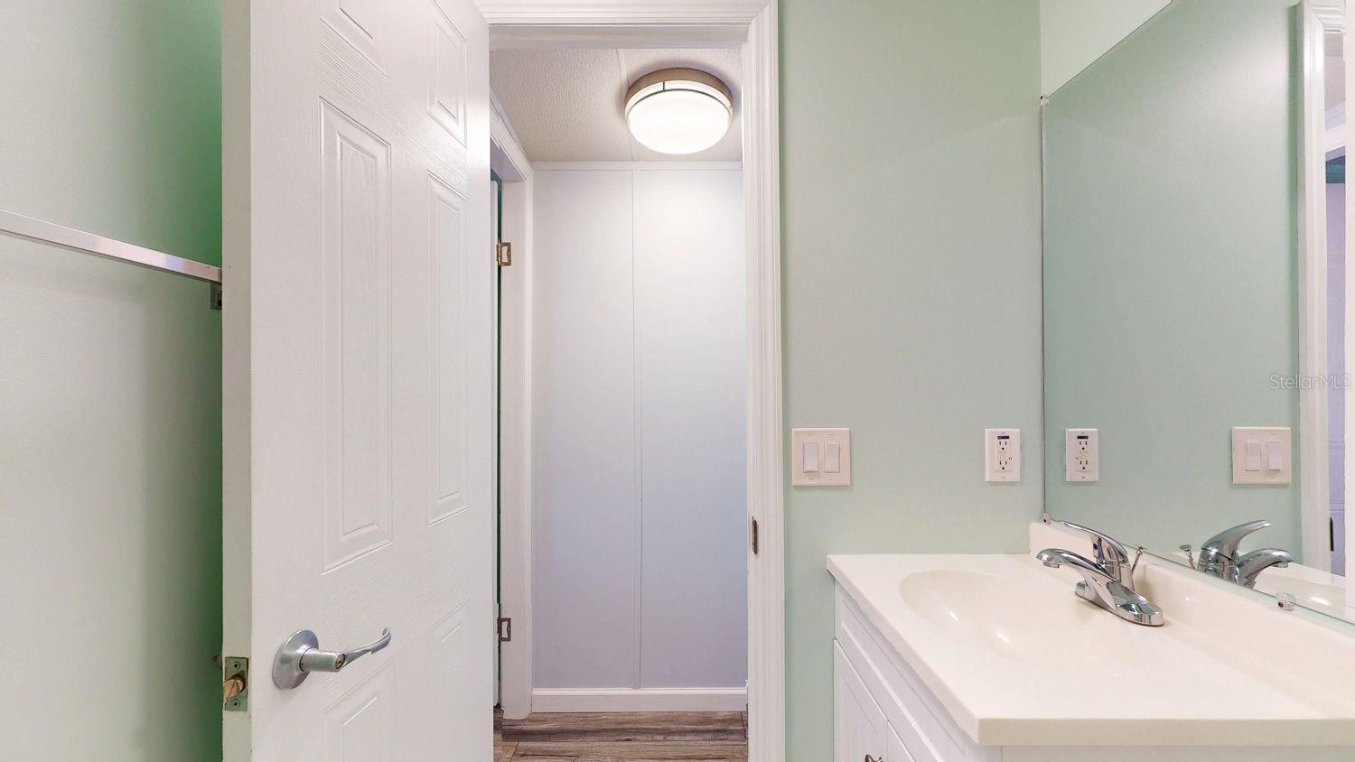 PINEWOOD CO-OP INC UNREC - Residential Lease