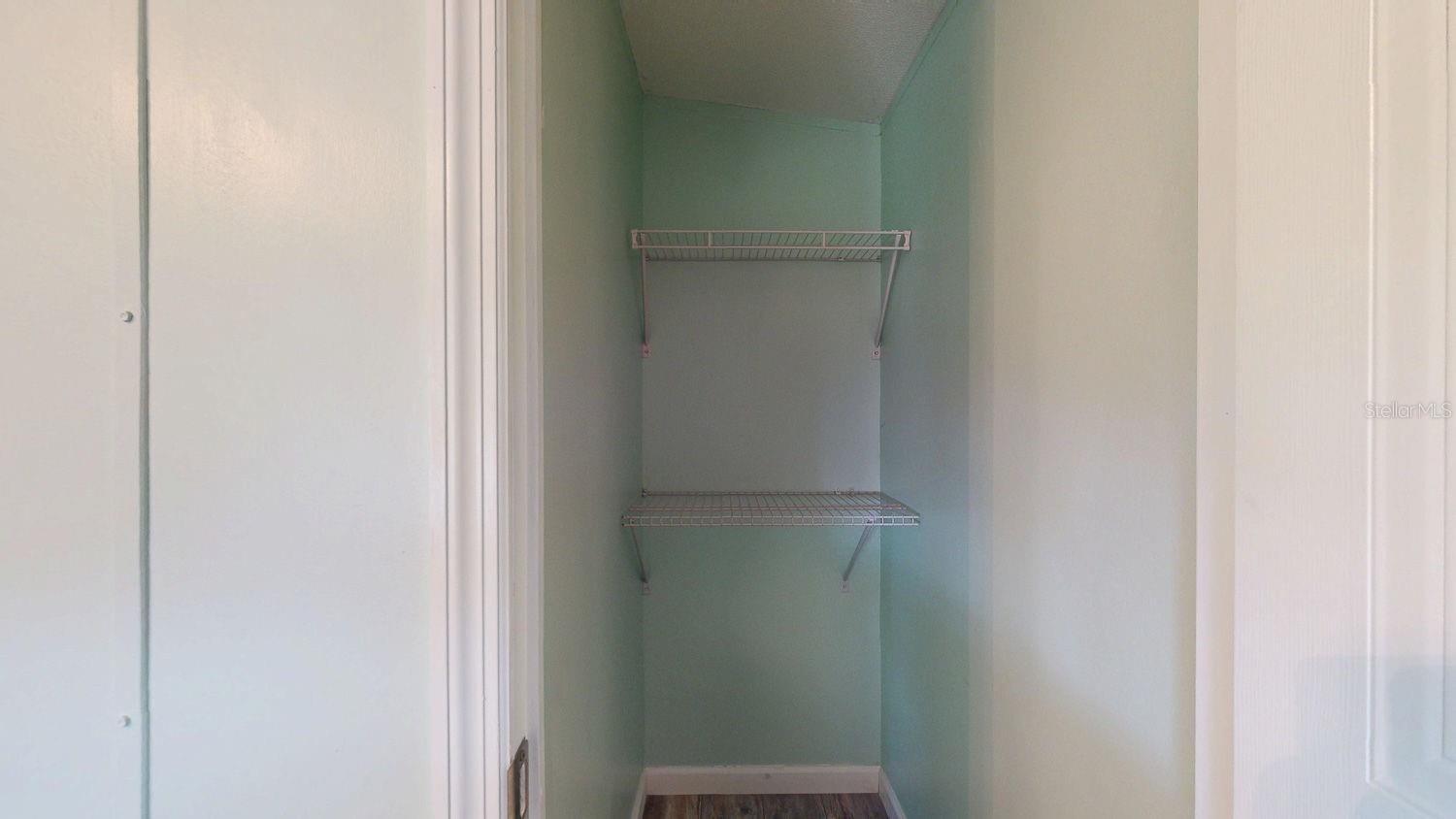 PINEWOOD CO-OP INC UNREC - Residential Lease