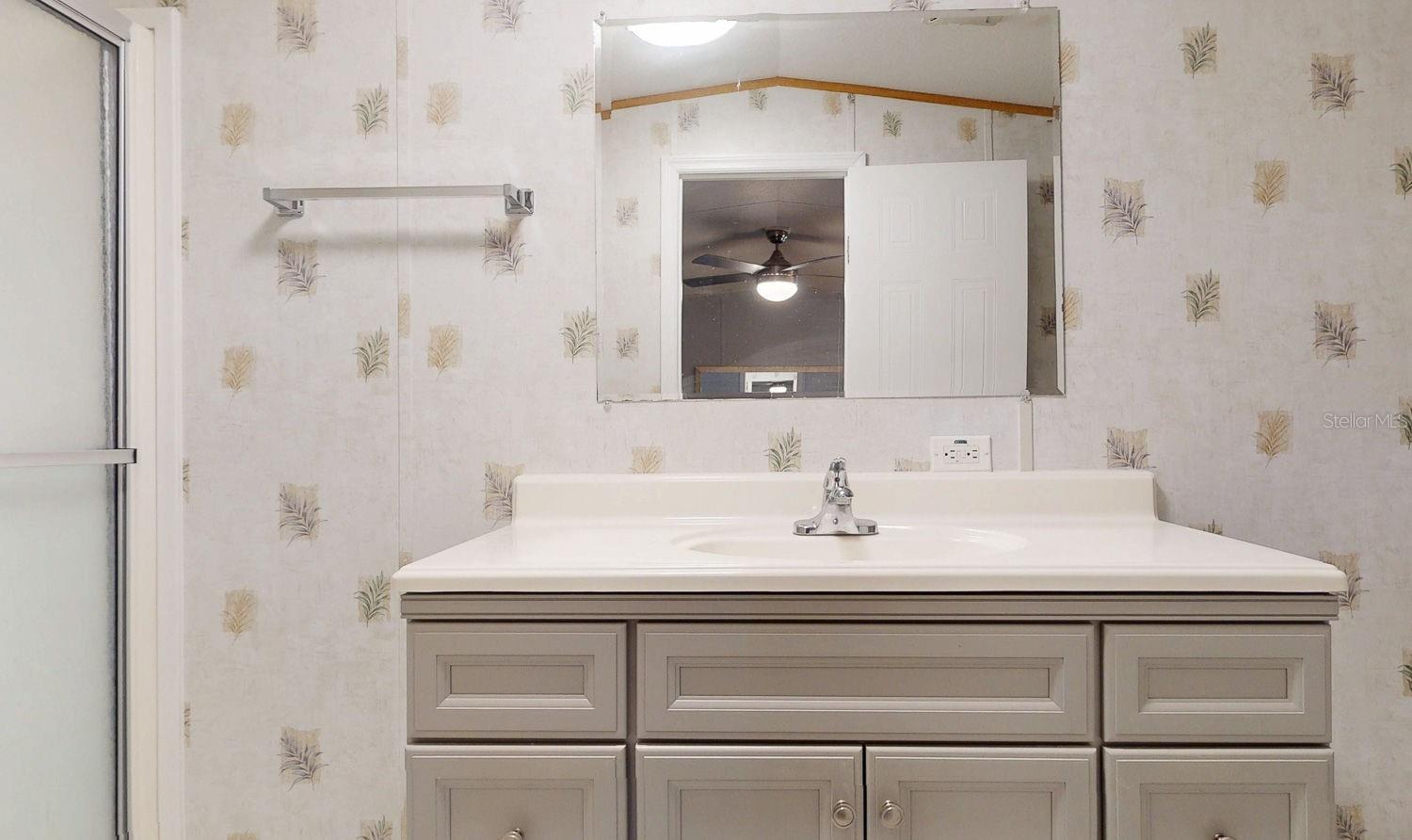 PINEWOOD CO-OP INC UNREC - Residential Lease