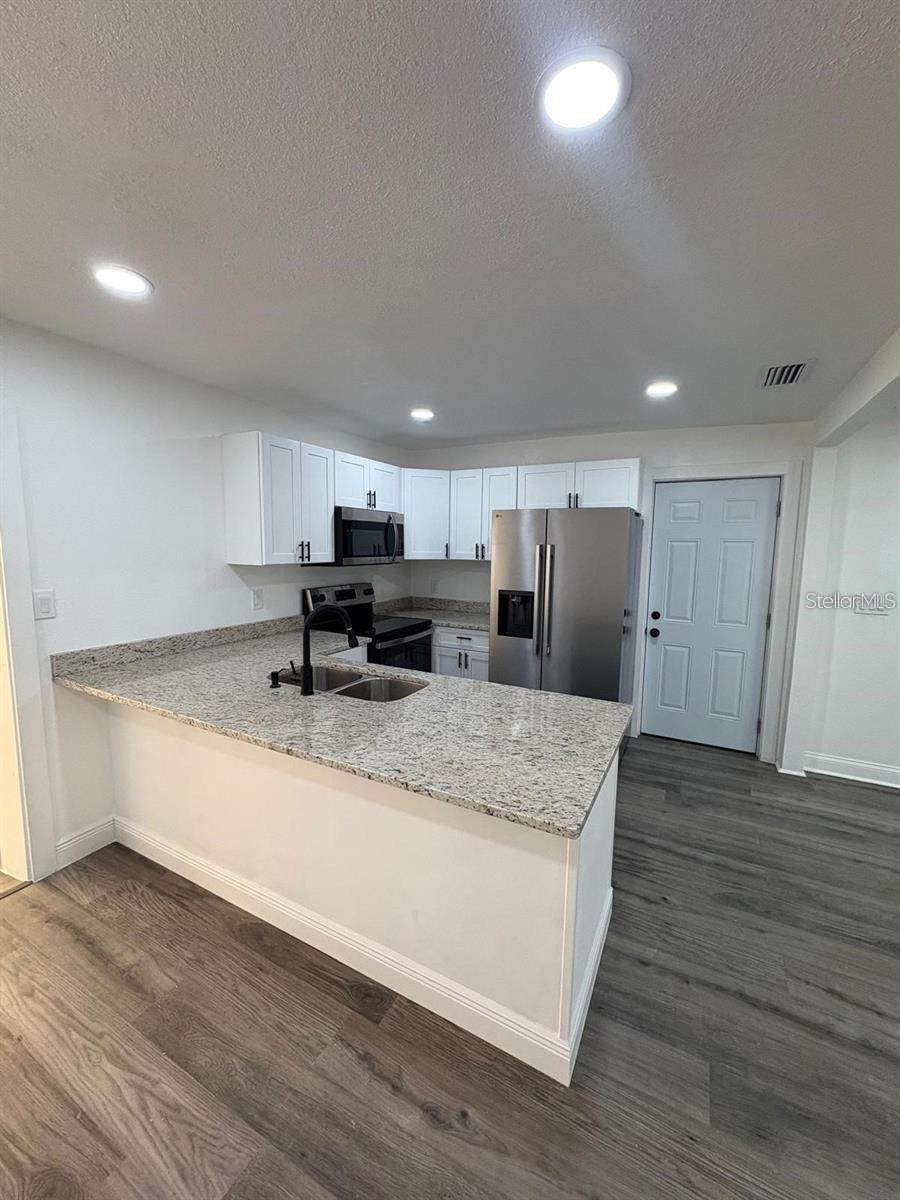 PINE HILLS MANOR 05 - Residential