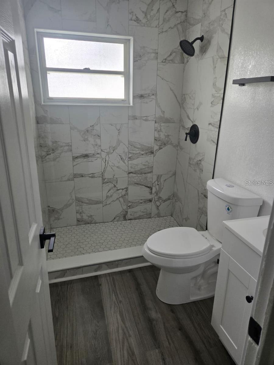 PINE HILLS MANOR 05 - Residential