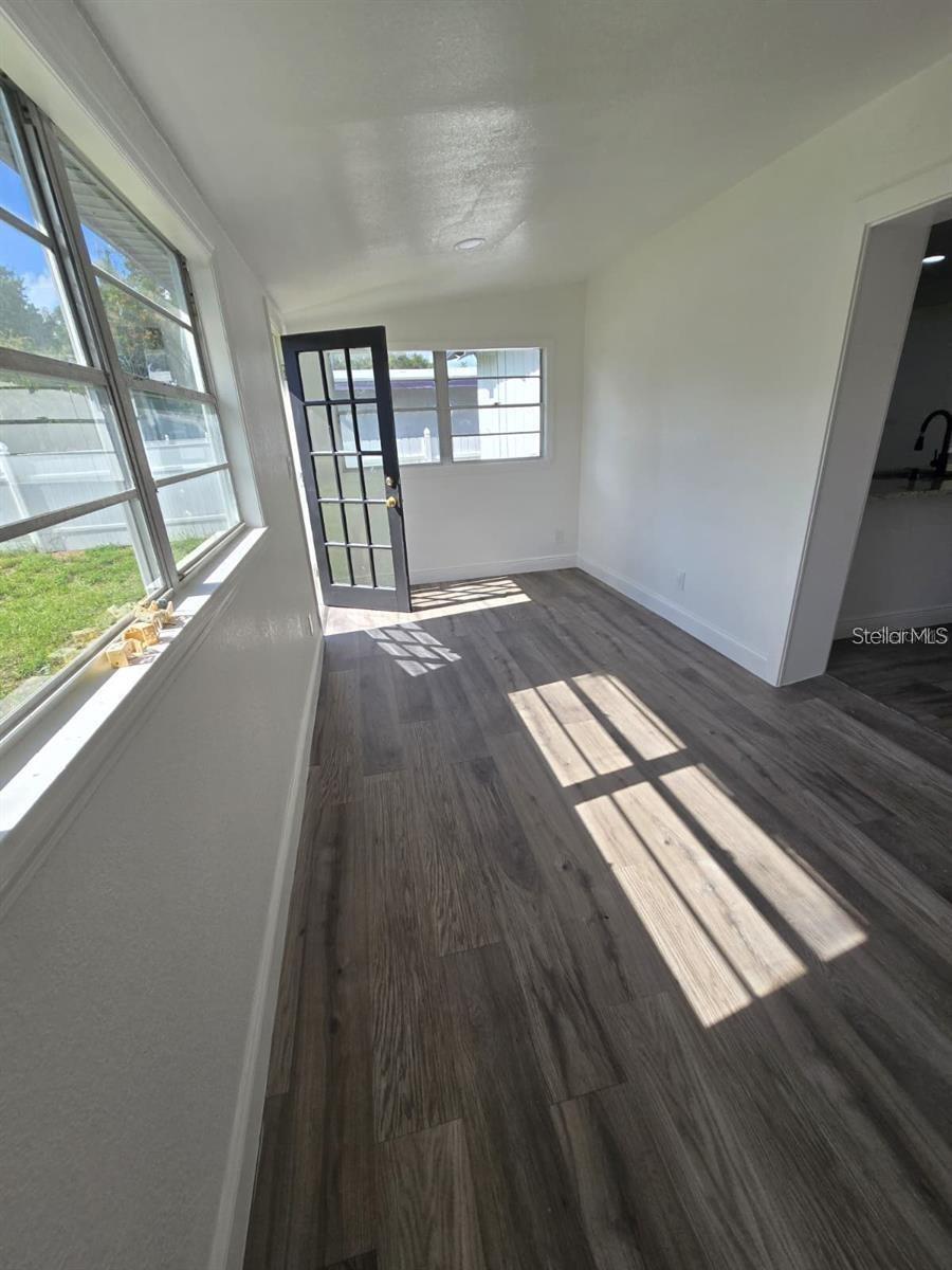 PINE HILLS MANOR 05 - Residential