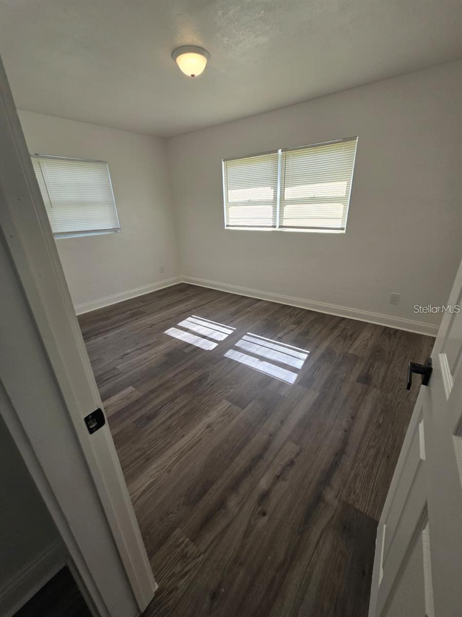 PINE HILLS MANOR 05 - Residential