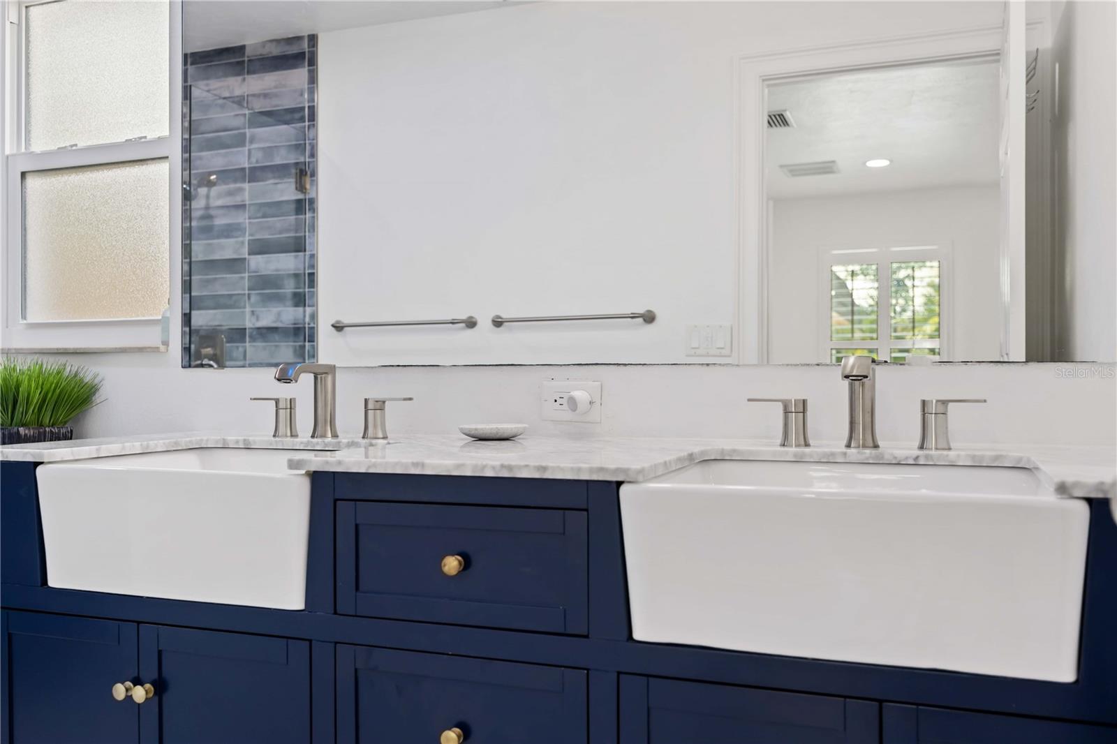 POINSETTIA PARK 2 - Residential