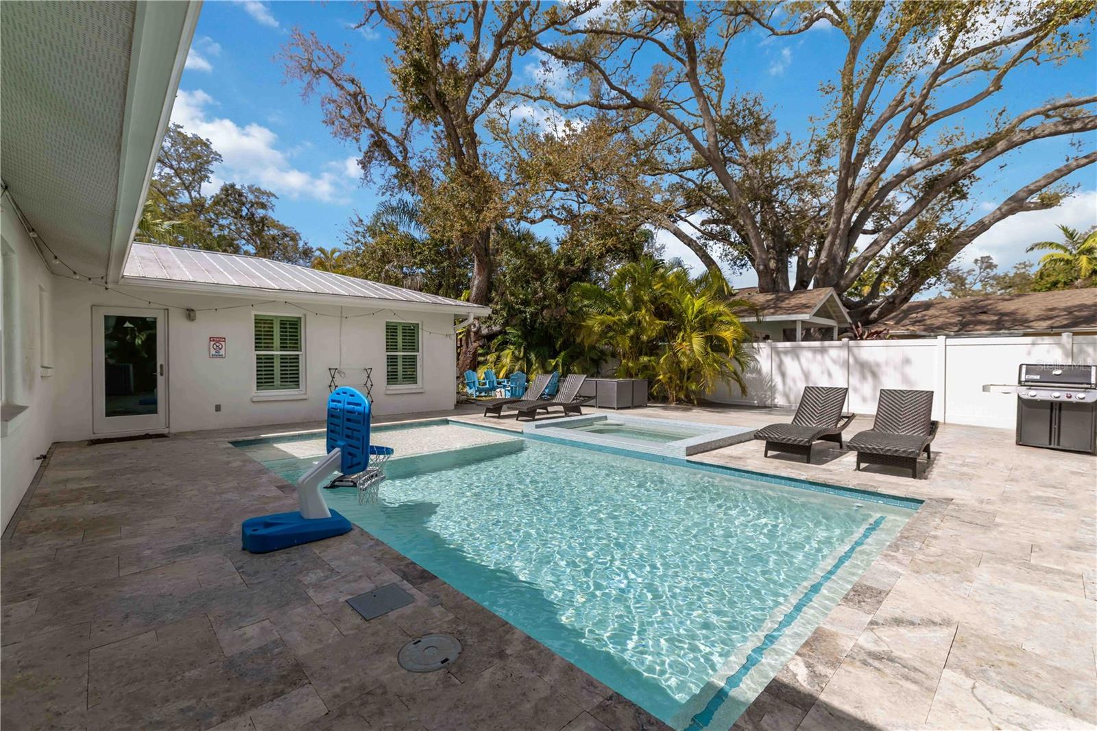 POINSETTIA PARK 2 - Residential