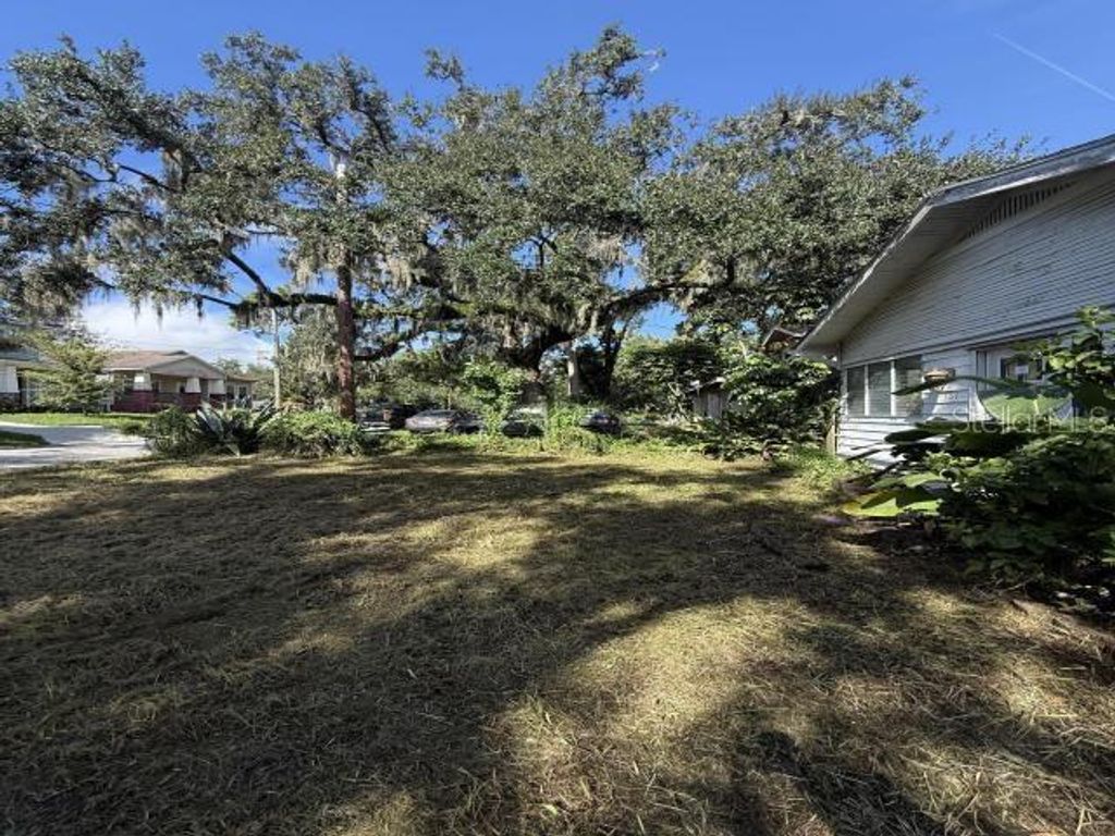 Photo of 307 W Jean Street, Tampa, FL 33604 (MLS # TB8424230)