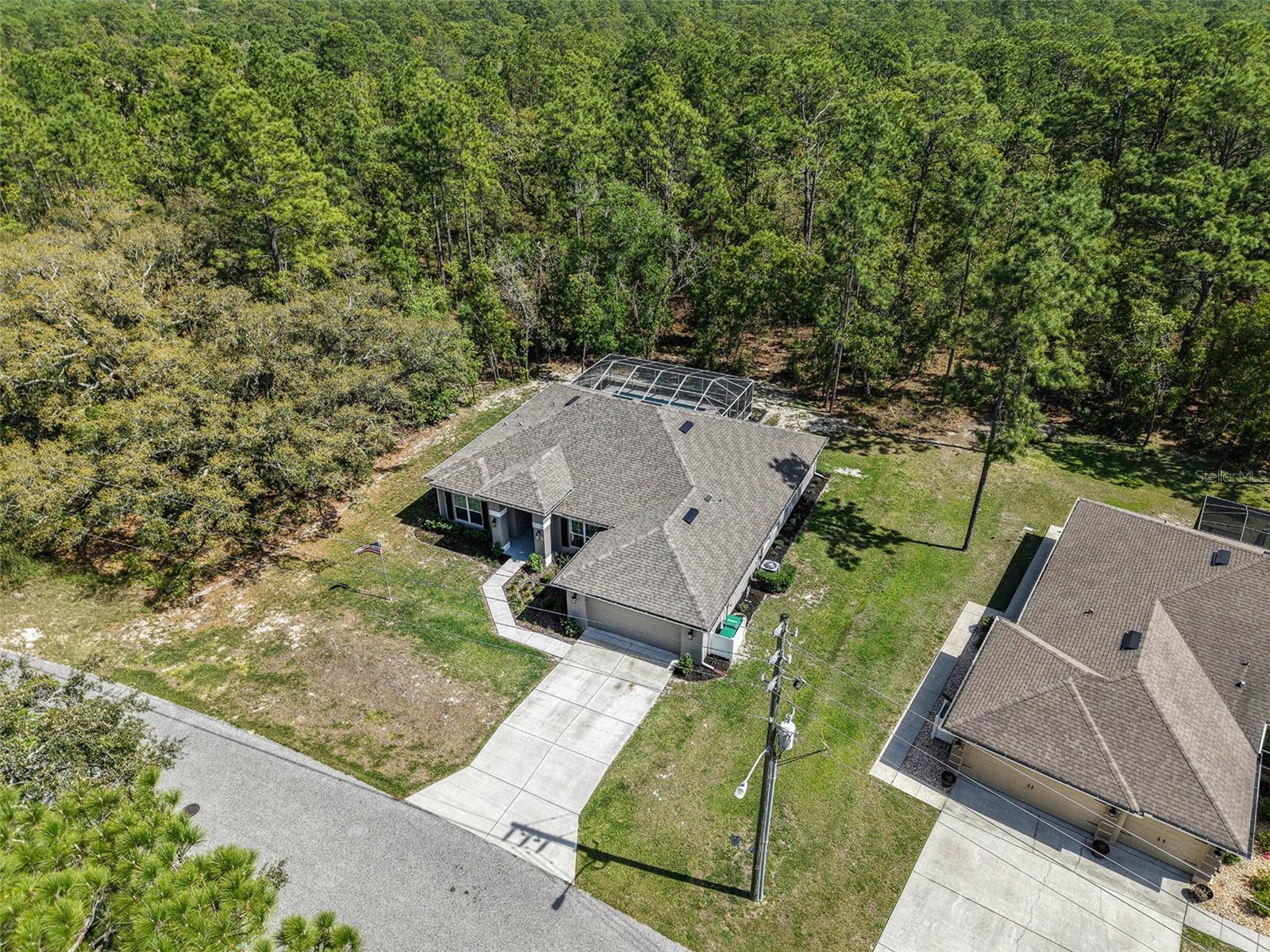 158 DAISY ST