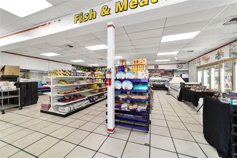 Tiny photo for 1408 NW 10th Street, Ocala, FL 34475 (MLS # OM695292)