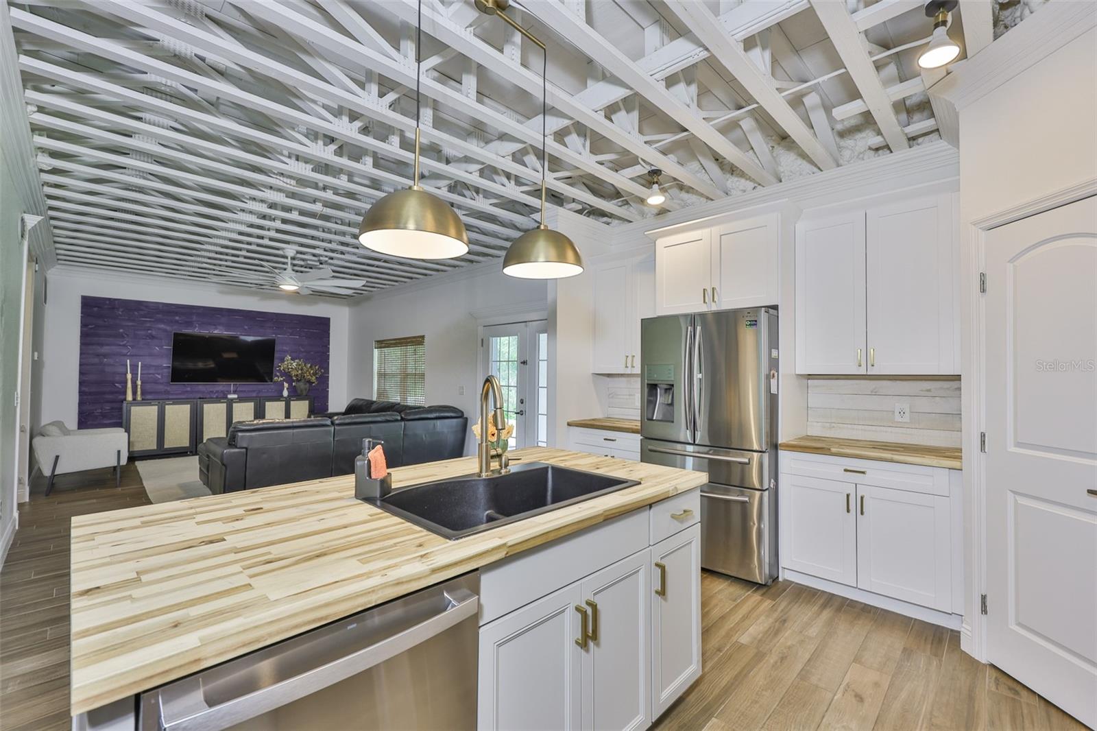 ROXY BAY - Residential