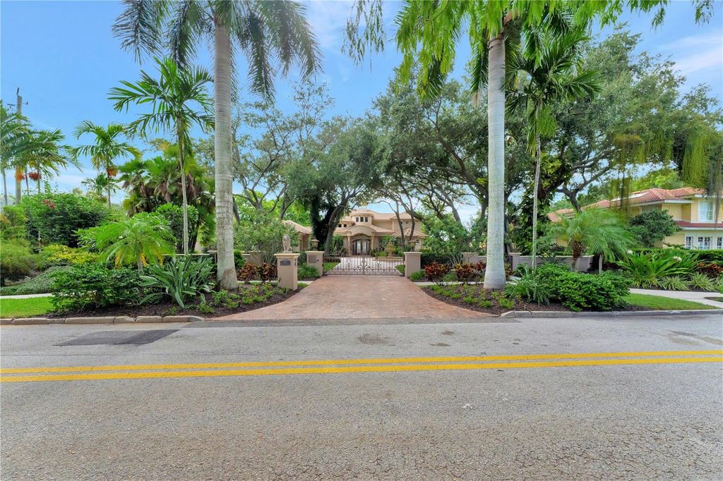 Photo of 416 81st Street W, Bradenton, FL 34209 (MLS # TB8503675)