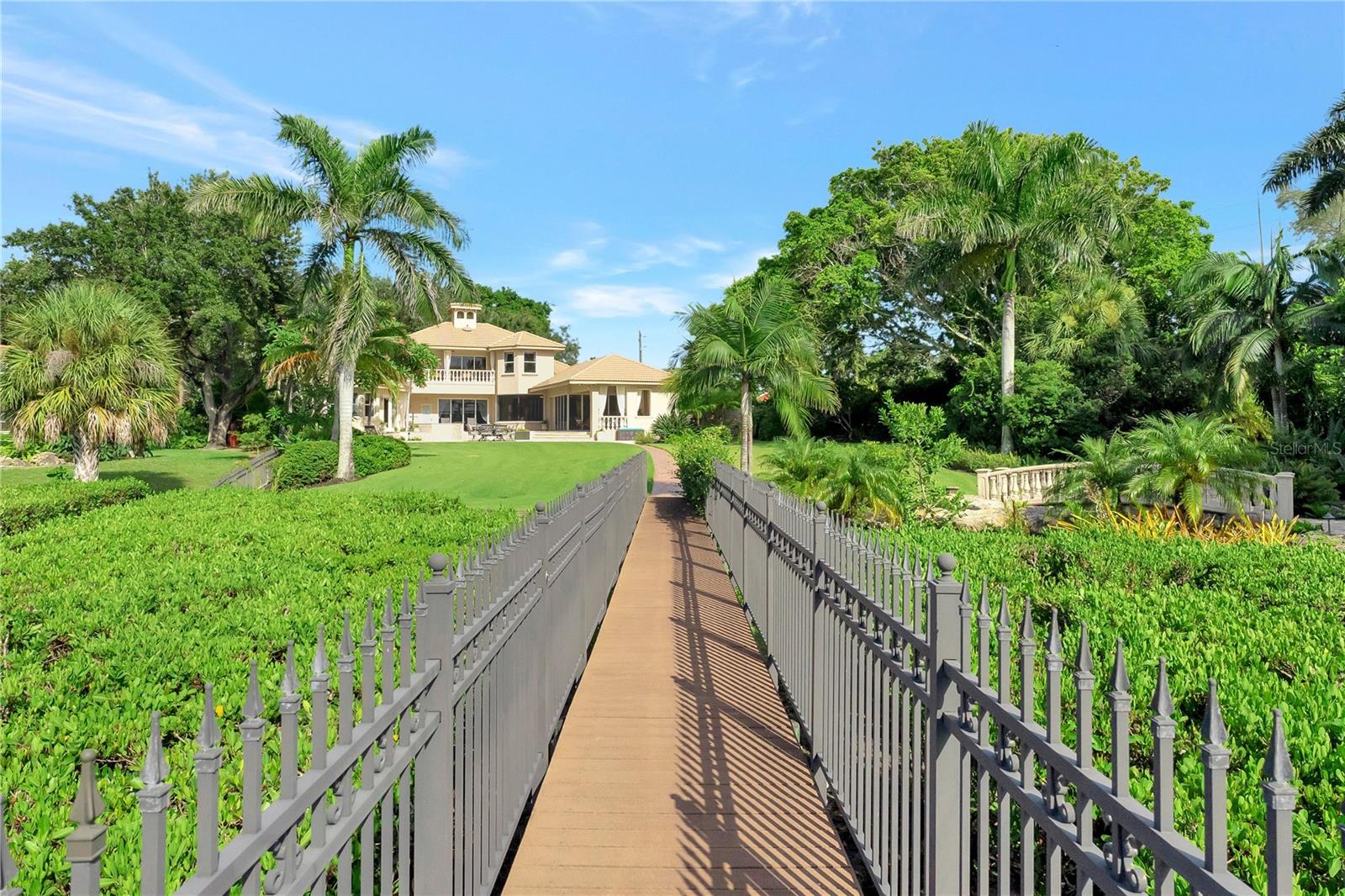 PINE BAY FOREST - Residential