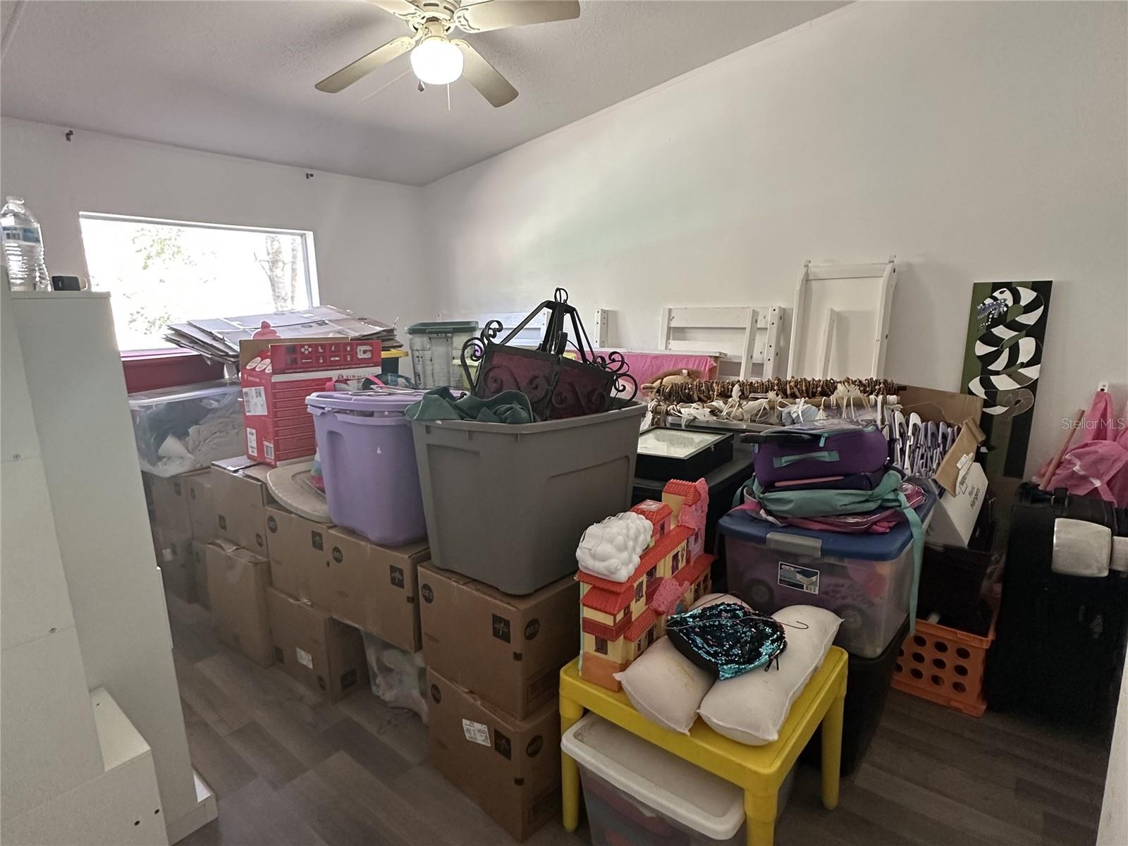 EUREKA SHORES - Residential