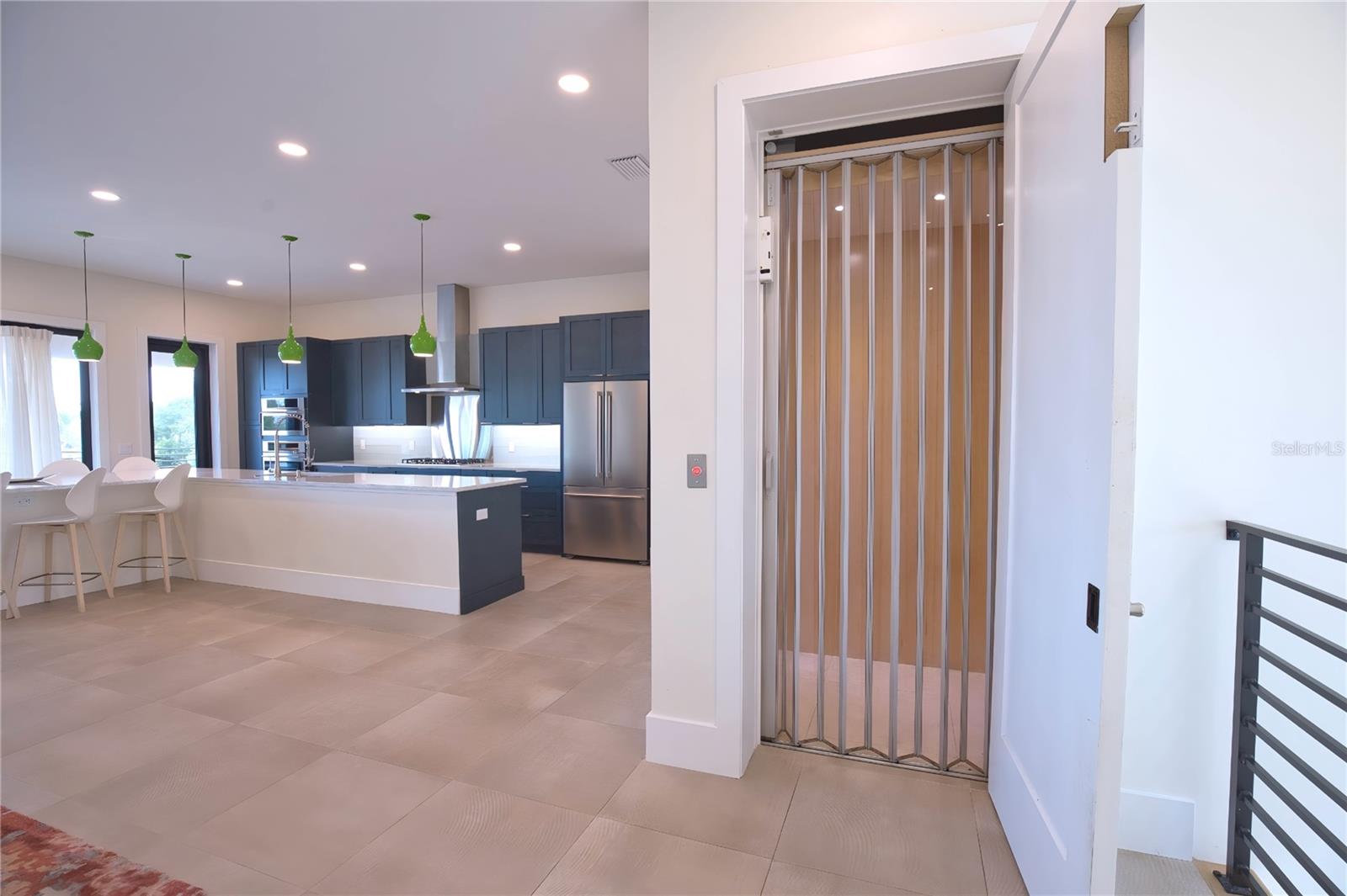 LONGBOAT KEY ESTATES - Residential