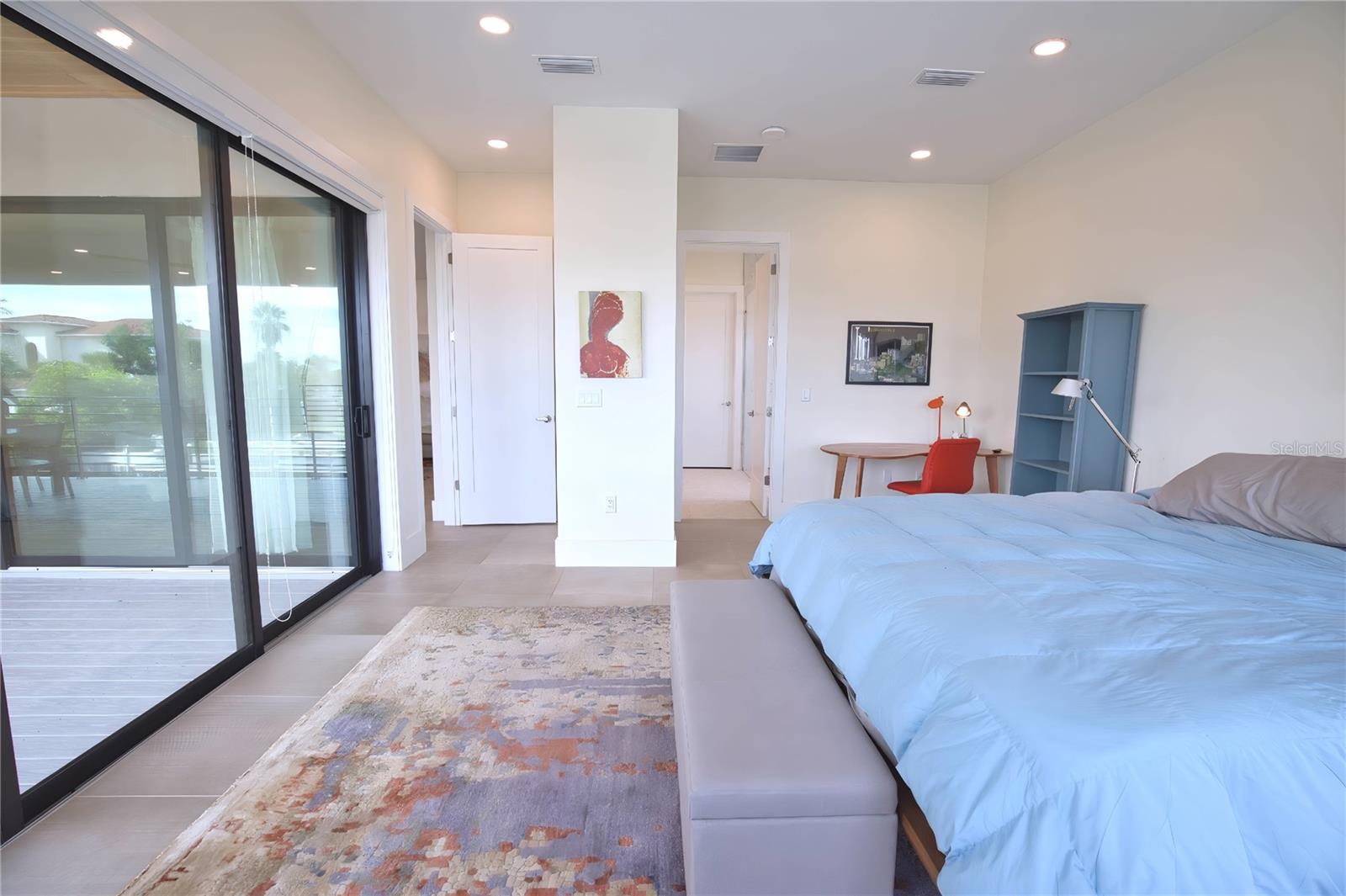 LONGBOAT KEY ESTATES - Residential