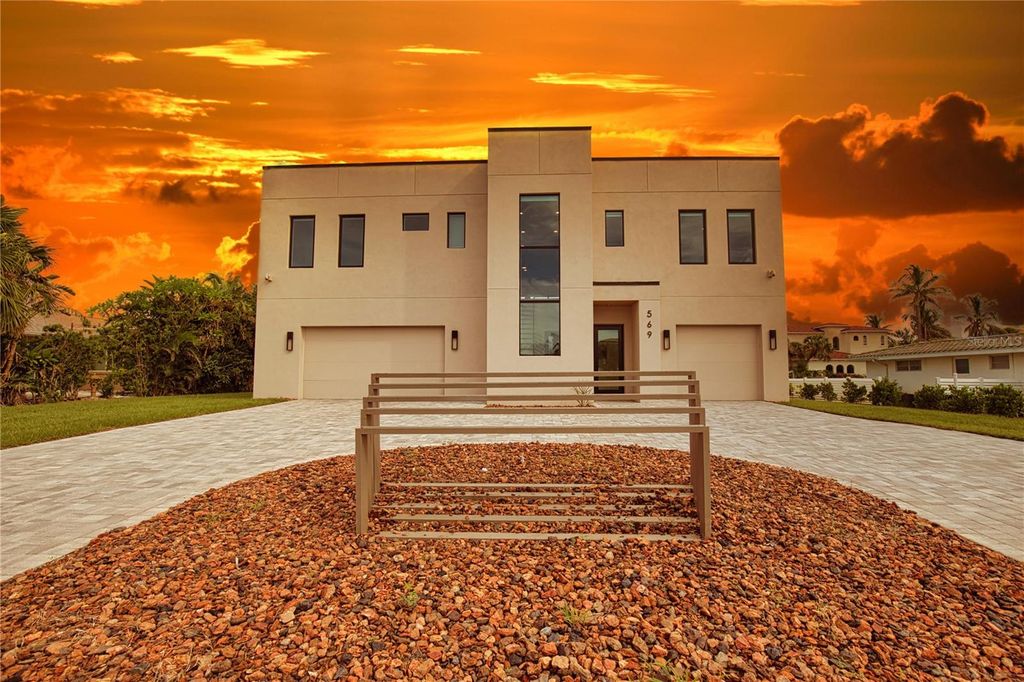 Photo of 569 Rountree Drive, Longboat Key, FL 34228 (MLS # N6140484)