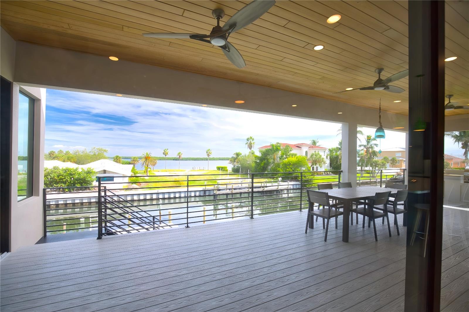LONGBOAT KEY ESTATES - Residential