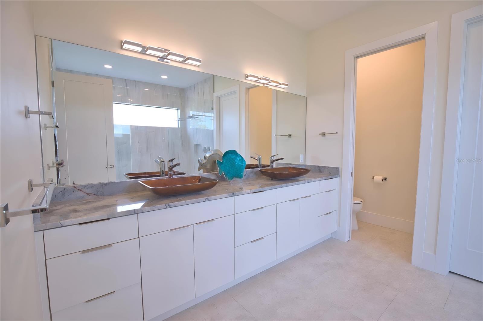 LONGBOAT KEY ESTATES - Residential