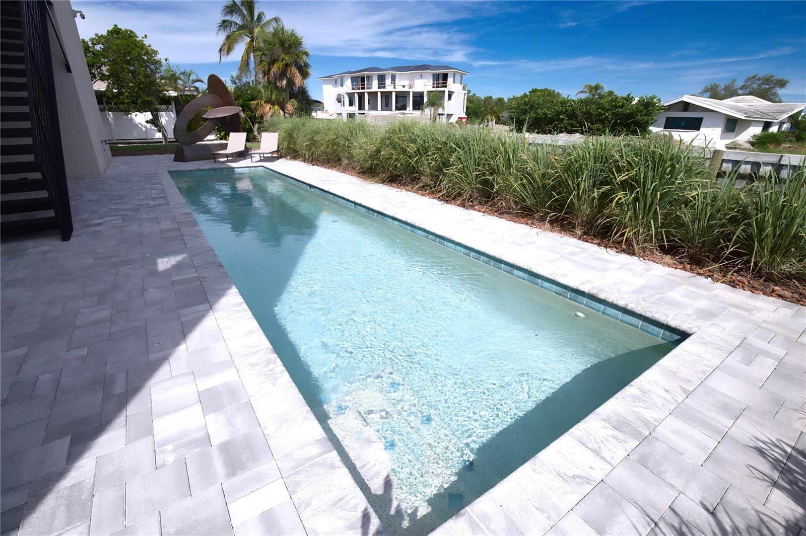LONGBOAT KEY ESTATES - Residential