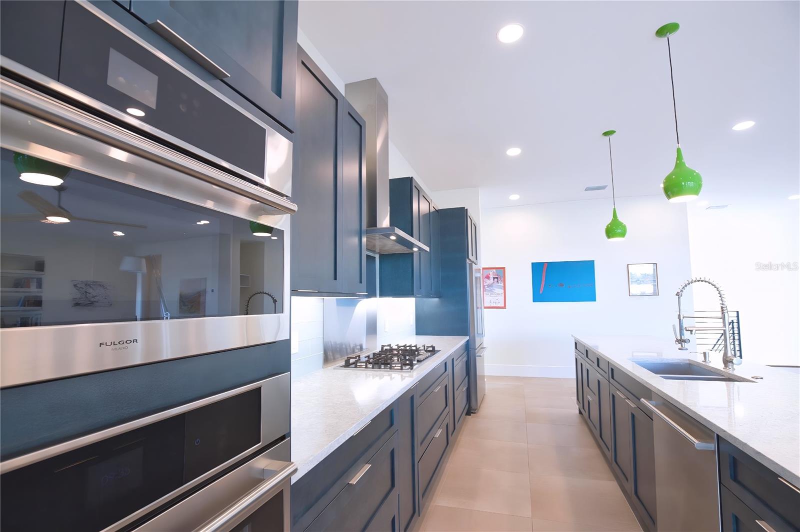 LONGBOAT KEY ESTATES - Residential
