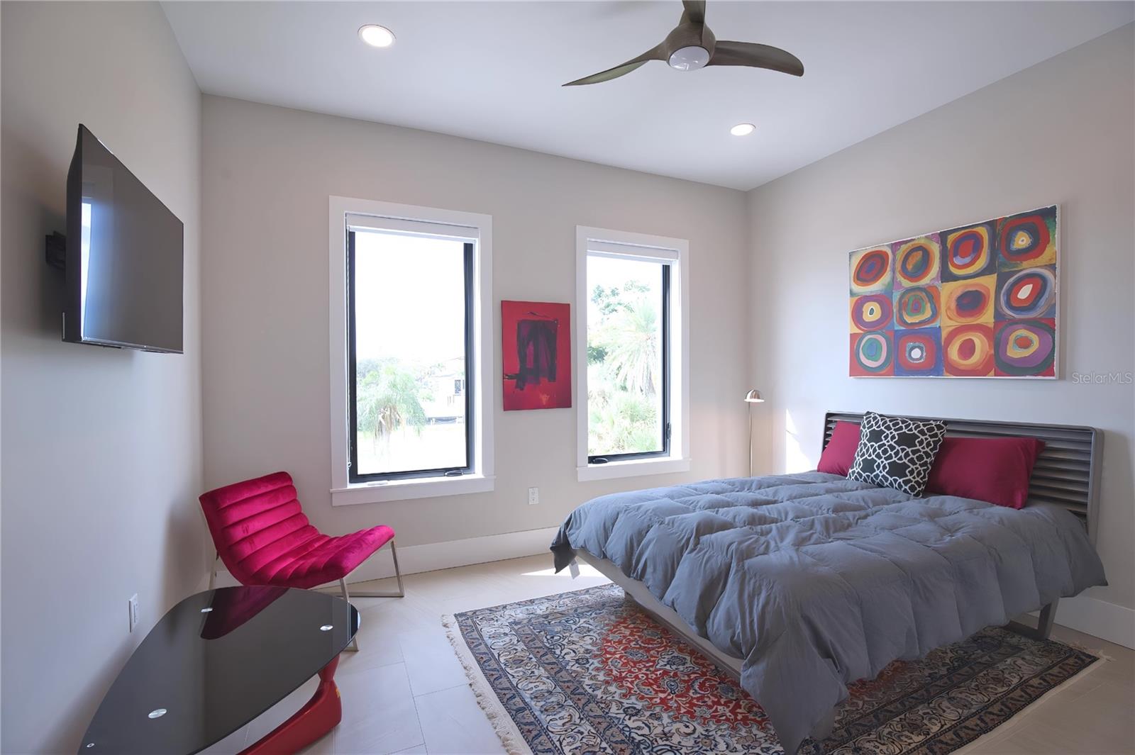 LONGBOAT KEY ESTATES - Residential